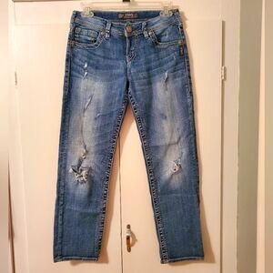 Silver Jeans Sam Boyfriend Distressed Capris